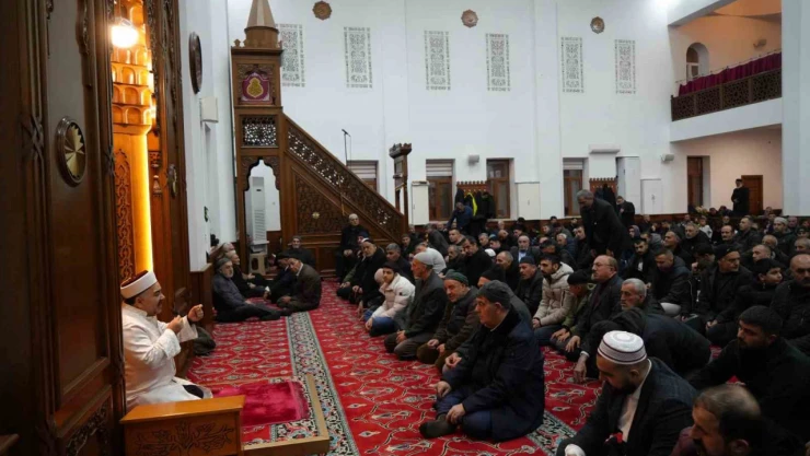 Muş'ta Berat Kandili idrak edildi