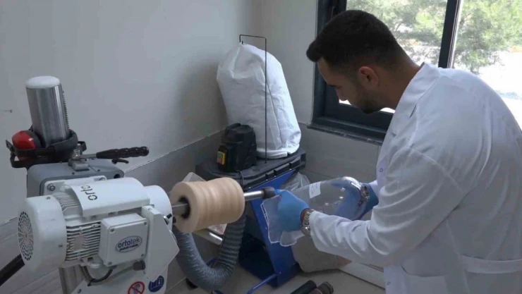 Ortez-Protez Uygulama Merkezi depremzedelere ve engellilere umut oluyor