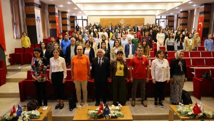 Otizm spektrum bozukluğunda dünden bugüne etkinliği HKÜ'de gerçekleştirildi