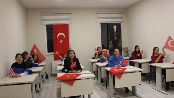 Salih Baba Yurt Müdürlüğü'nde Cumhuriyet Bayramı coşkusu