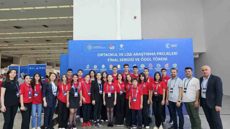 SANKO Okulları Türkiye Finallerinden altı ödülle döndü
