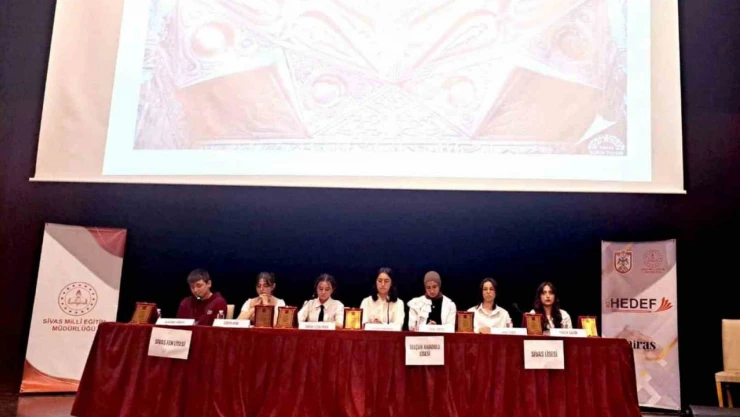 Sivas'ta kültürel miras paneli gerçekleştirildi