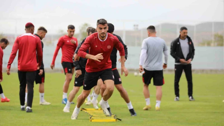Sivasspor, Başakşehir maçına hazır