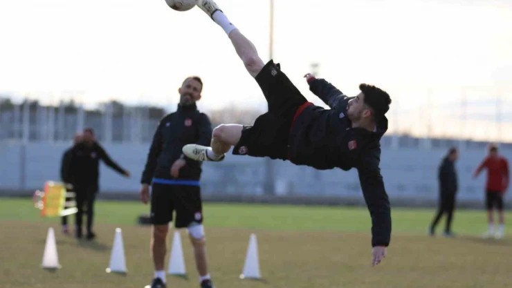 Sivasspor'da Fatih Karagümrük maçı hazırlıkları başladı