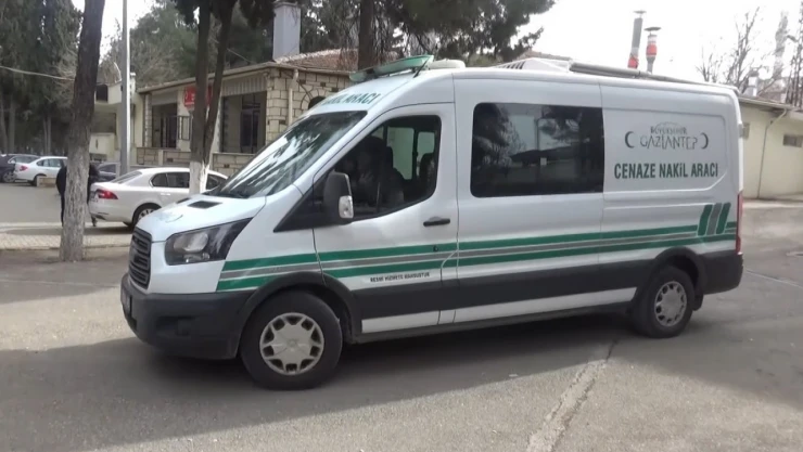 Tandırdan sızan karbonmonoksit gazından zehirlenen yaşlı kadın kurtarılamadı