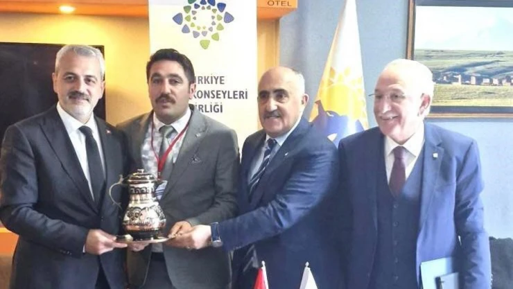 Tanfer: 'Kent konseyleri şehirlerin gelişmesine katkı sunuyor'