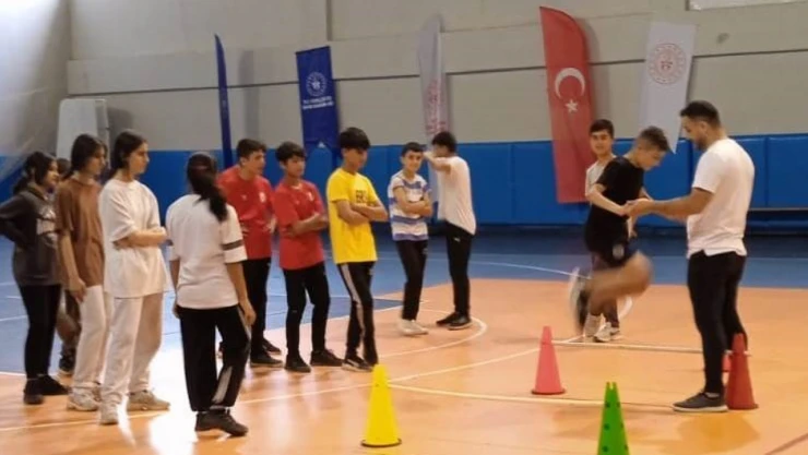Tatvan'da spor liselerine hazırlık kursu açıldı