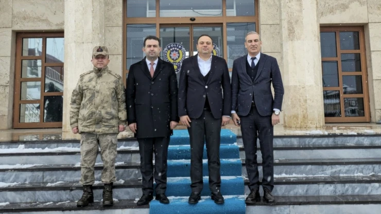 Tatvan ilçe Kaymakamı ve İlçe Emniyet Müdürü birinci sınıfa terfi etti