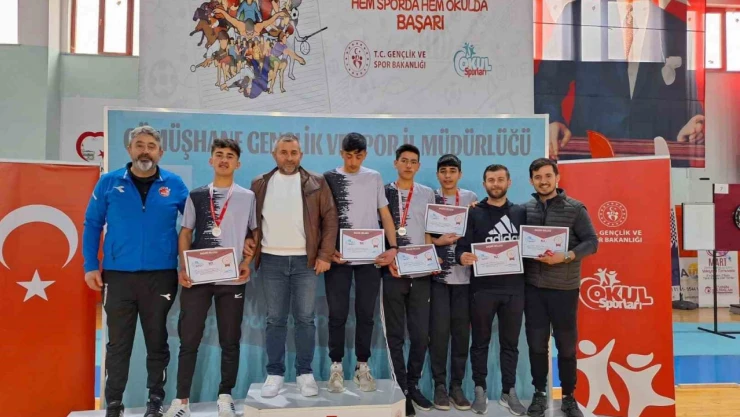 Tercan dart takımı bölge birincisi oldu