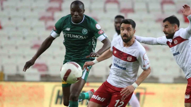 Trendyol Süper Lig: Sivasspor: 1 - Konyaspor: 0 (Maç sonucu)