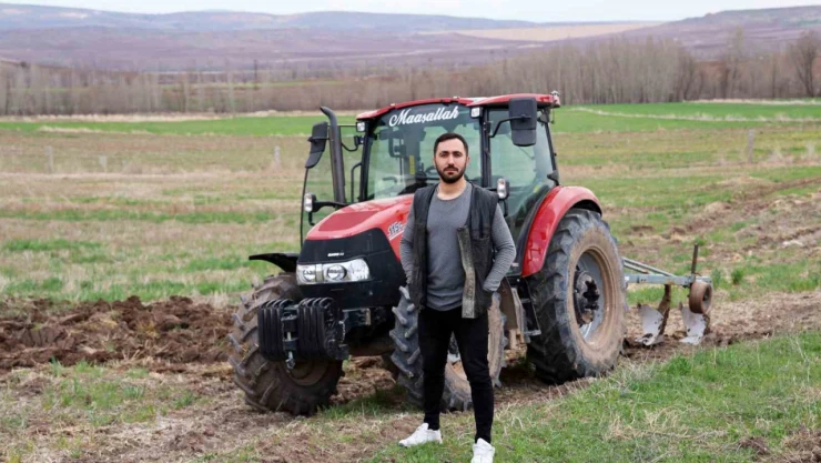 Üniversite eğitimini tamamlayıp toprağına döndü