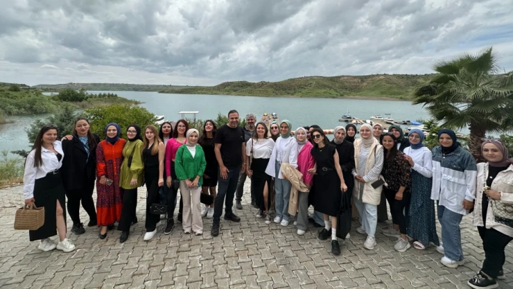 Üniversite öğrencileri Adıyaman'ın tarihi alanlarını gezdi