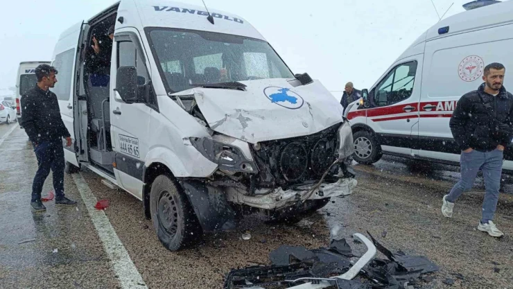 Van'da trafik kazası: 1 yaralı